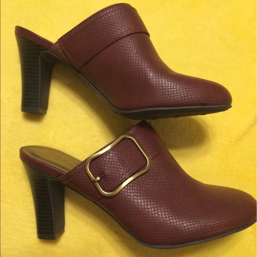 NWO Box - Lifestride Burgundy/Maroon Mule Size 8.5